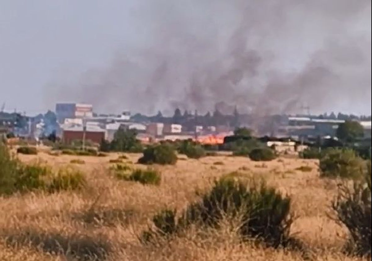Incendio en Trobajo del Camino.