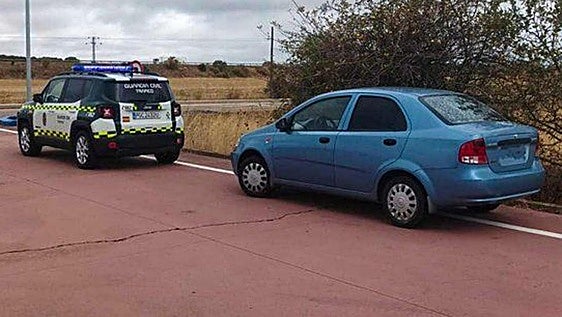Un hombre de 81 años conduce 16 kilómetros en sentido contrario por la A-66 y la Guardia Civil lo intercepta