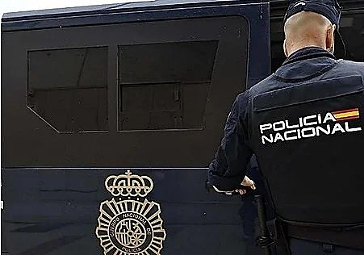 Policía Nacional de León.