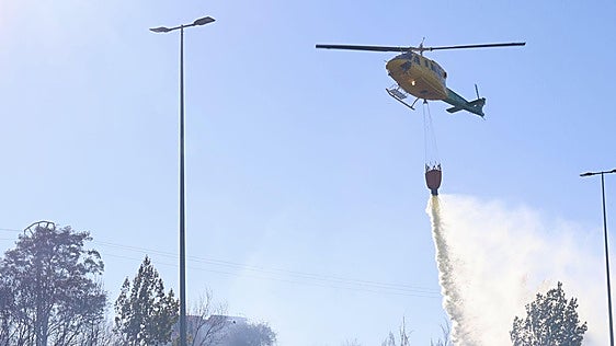 Dos helicópteros se movilizan a un incendio intencionado en Saelices del Payuelo
