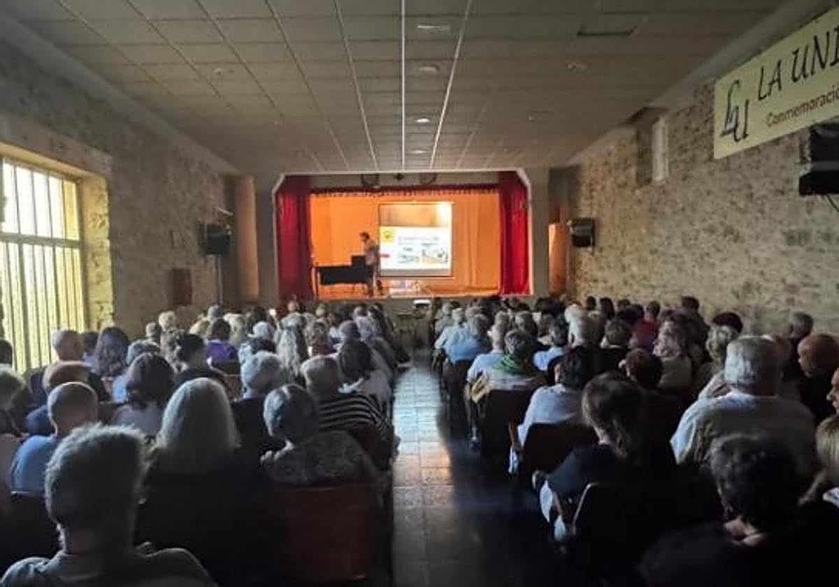 Imagen de la asamblea informativa.