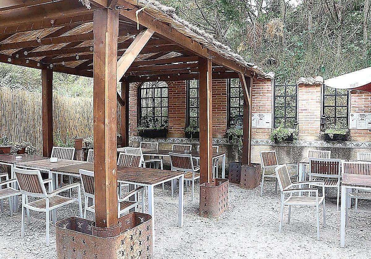 Bar rural en un pueblo de León.