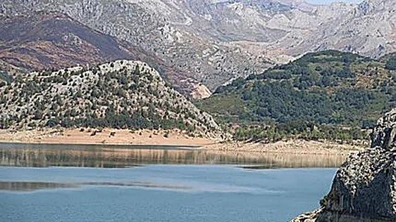 Los embalses de León, a la cola de capacidad con un 37,7% de llenado