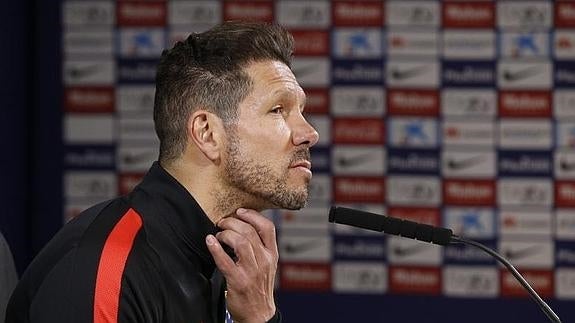 Diego Simeone, entrenador del Atlético, comparece tras caer ante el Levante. 