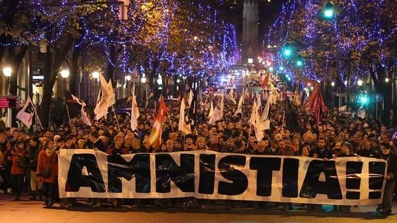 Manifestación organizada por los disidentes de la izquierda abertzale. 