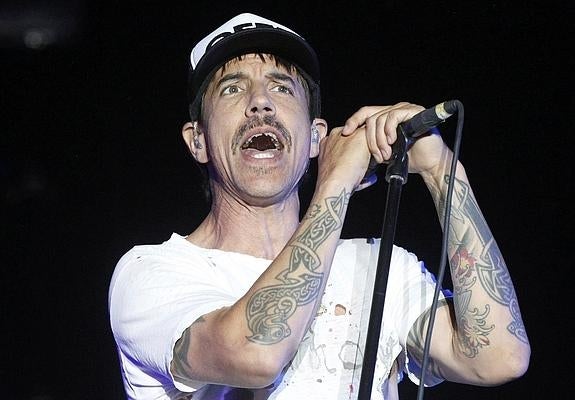 Anthony Kiedis. 
