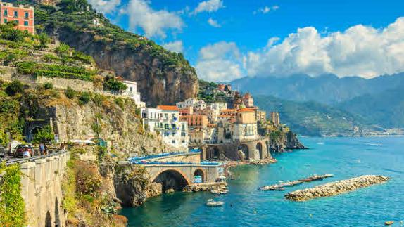 Atrani, uno de los enclaves más espectaculares de la Costa Amalfitana.