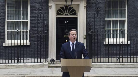 El primer ministro británico David Cameron, envía un mensaje a la nación abogando por la permanencia en la UE.