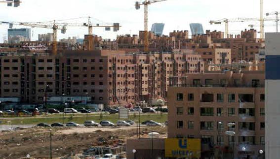 Construcción de viviendas en Madrid. 