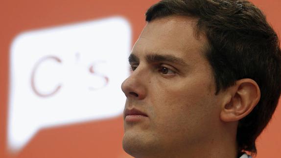 Albert Rivera, durante la rueda de prensa de este lunes. 