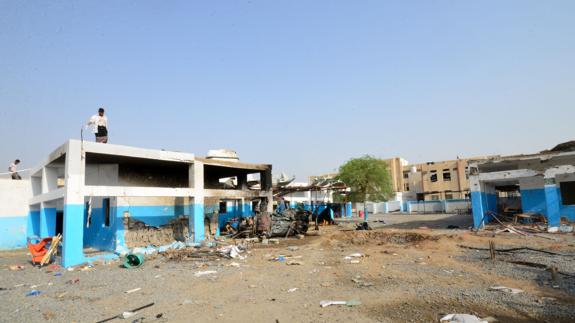 El hospital de MSF tras el ataque aéreo.