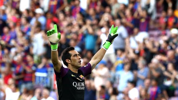 Claudio Bravo, durante el partido contra el Betis.