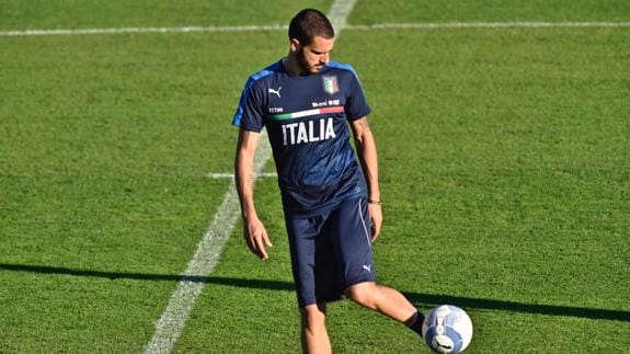Leonardo Bonucci, en un entrenamiento con Italia.