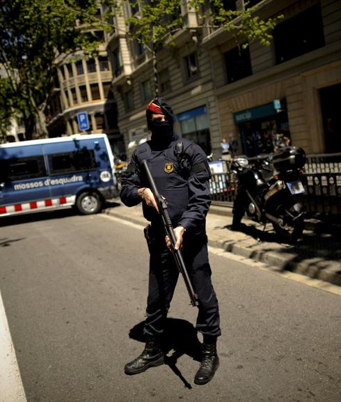 Agente de los Mossos