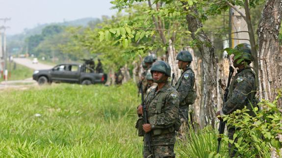 Militares guatemaltecos