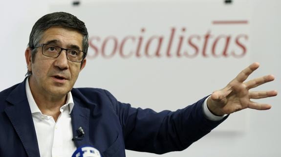 El candidato a dirigir el PSOE y exlehendakari, Patxi López.