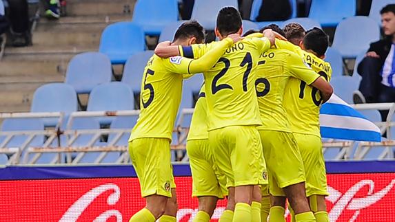 Samu Castillejo castiga a la Real