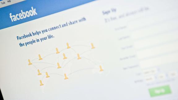 Una mayor conexión a redes sociales equivale a más sentimiento de aislamiento