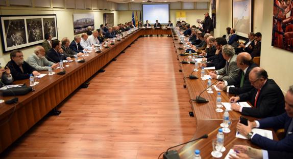 La reunión de Lete con los presidentes federativos en el CSD. 