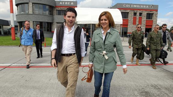 María Dolores de Cospedal junto al viceministro de Defensa de Colombia, Anibal Fernández de Soto.