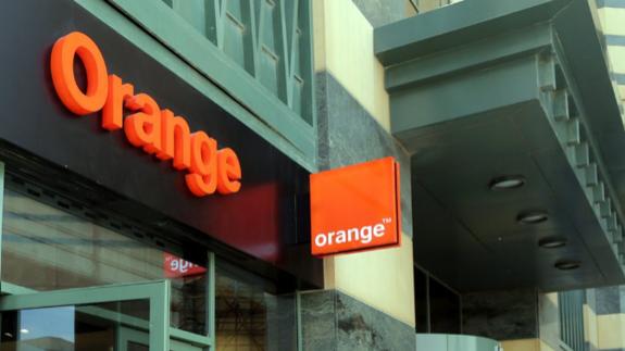 Un juez prohíbe a Orange comunicarse con un excliente por acoso telefónico