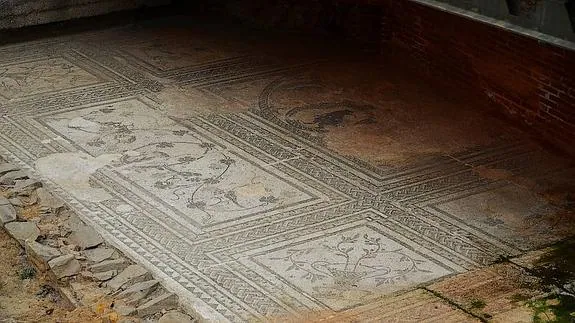 Mosaicos hallados en la 'Domus del pavimento de Opus Signinum’