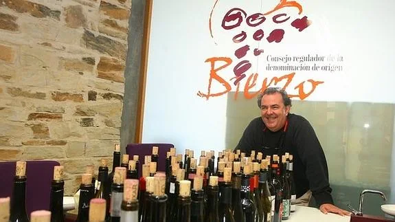 Luis Gutiérrez, colaborador de la revista The Wine Advocate en España.