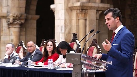 Tudanca, en el pleno de San Isidoro