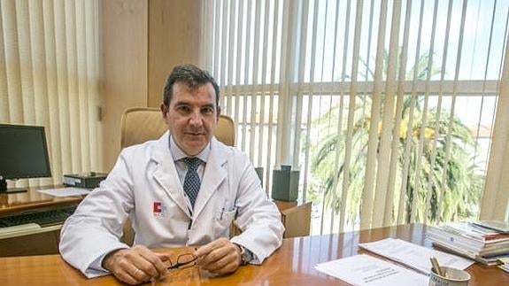 Julio Pascual: «Menos del 10% de los pacientes con migraña recibe el tratamiento adecuado»