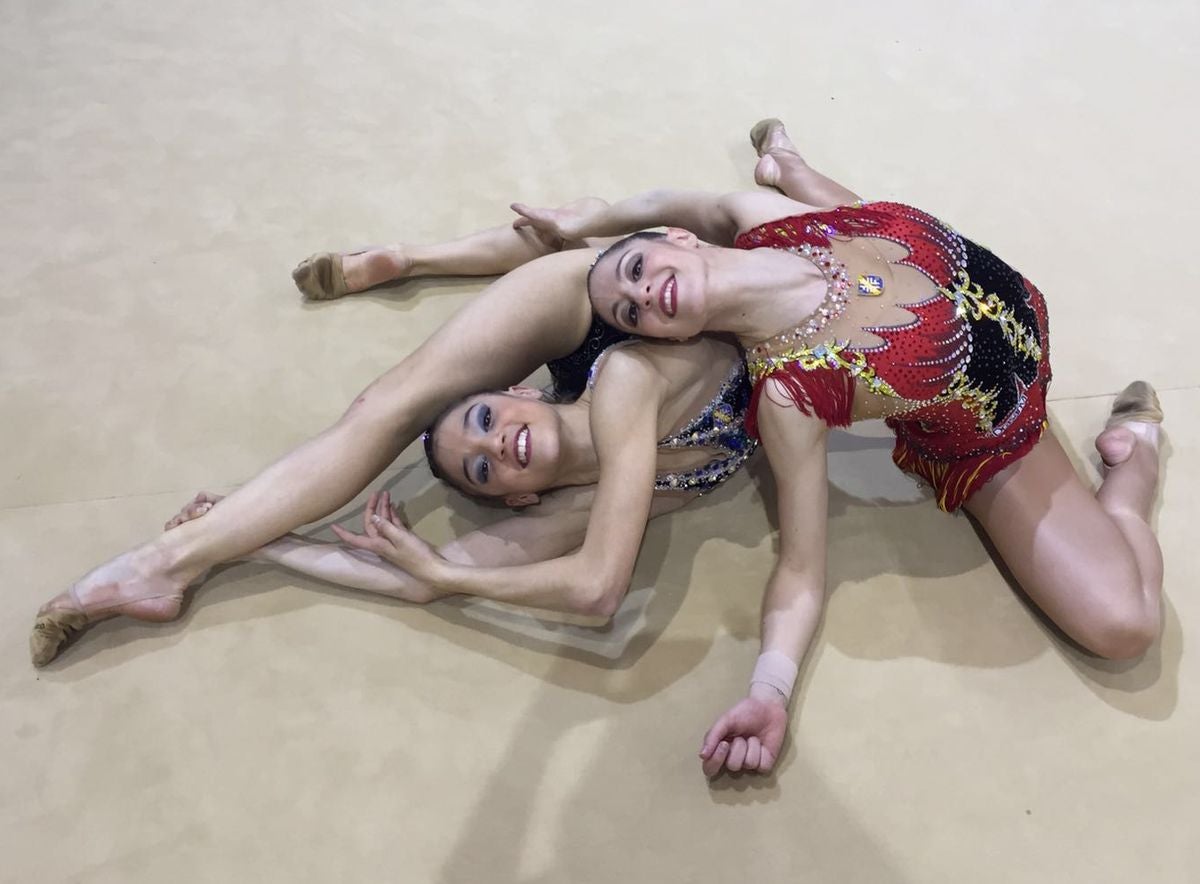 Carolina y Sara en la Copa del Mundo.