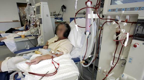 La Junta destina 21,9 millones para prestar el servicio de hemodiálisis extrahospitalaria en León
