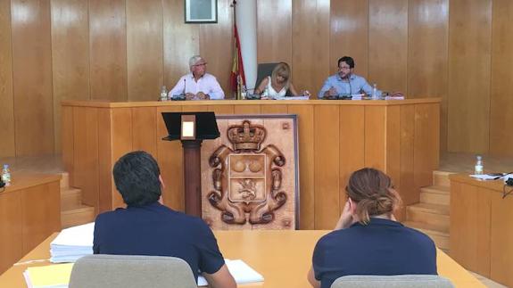 La alcaldesa preside el pleno de este jueves en San Andrés del Rabanedo.