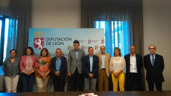 FECLEM y la Diputación de León firman un acuerdo de renovación.