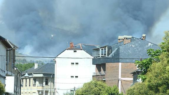Imagen del incendio en Fontoria.