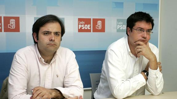 Celestino Rodríguez junto a Óscar López.