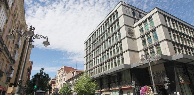 Edificio del Ayuntamiento en Ordoño II. 