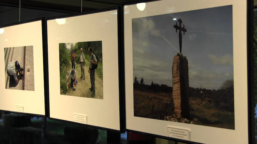 Imagen de la exposición 'La fotografía y los sellos en el Camino de Santiago'.