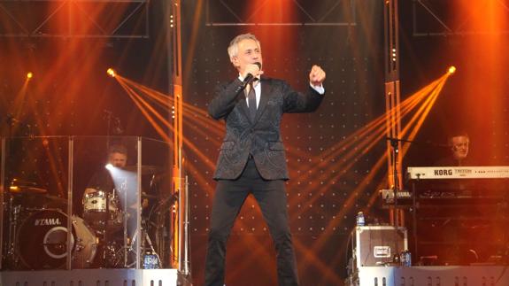 Sergio Dalma, durante el concierto de este viernes.