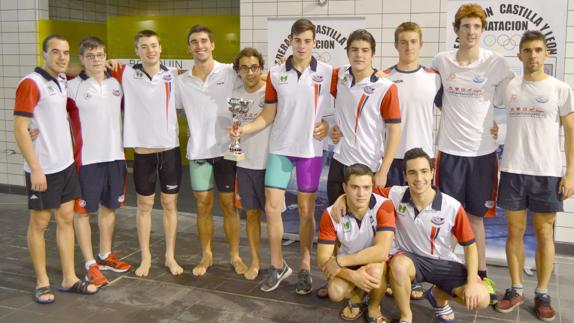 Equipo masculino del CN León.