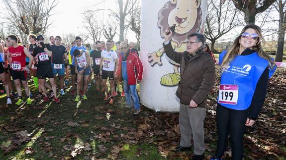 La viuda de Gabi San Martín, a la derecha, durante la salida del cross.