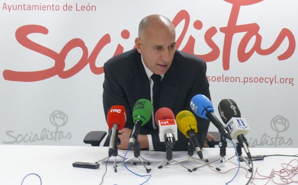 José Antonio Diez, durante una rueda de prensa.