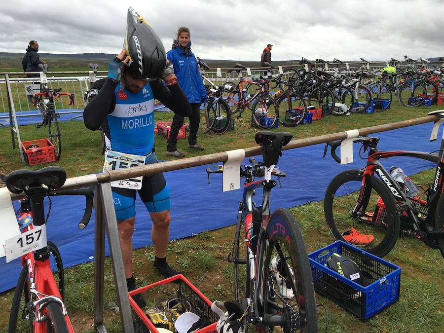 El triatlón crece en León.