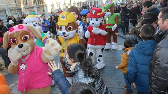 La Patrulla Canina, en un momento del desfile.