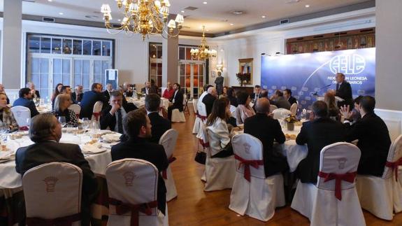 Momento de la ponencia. 