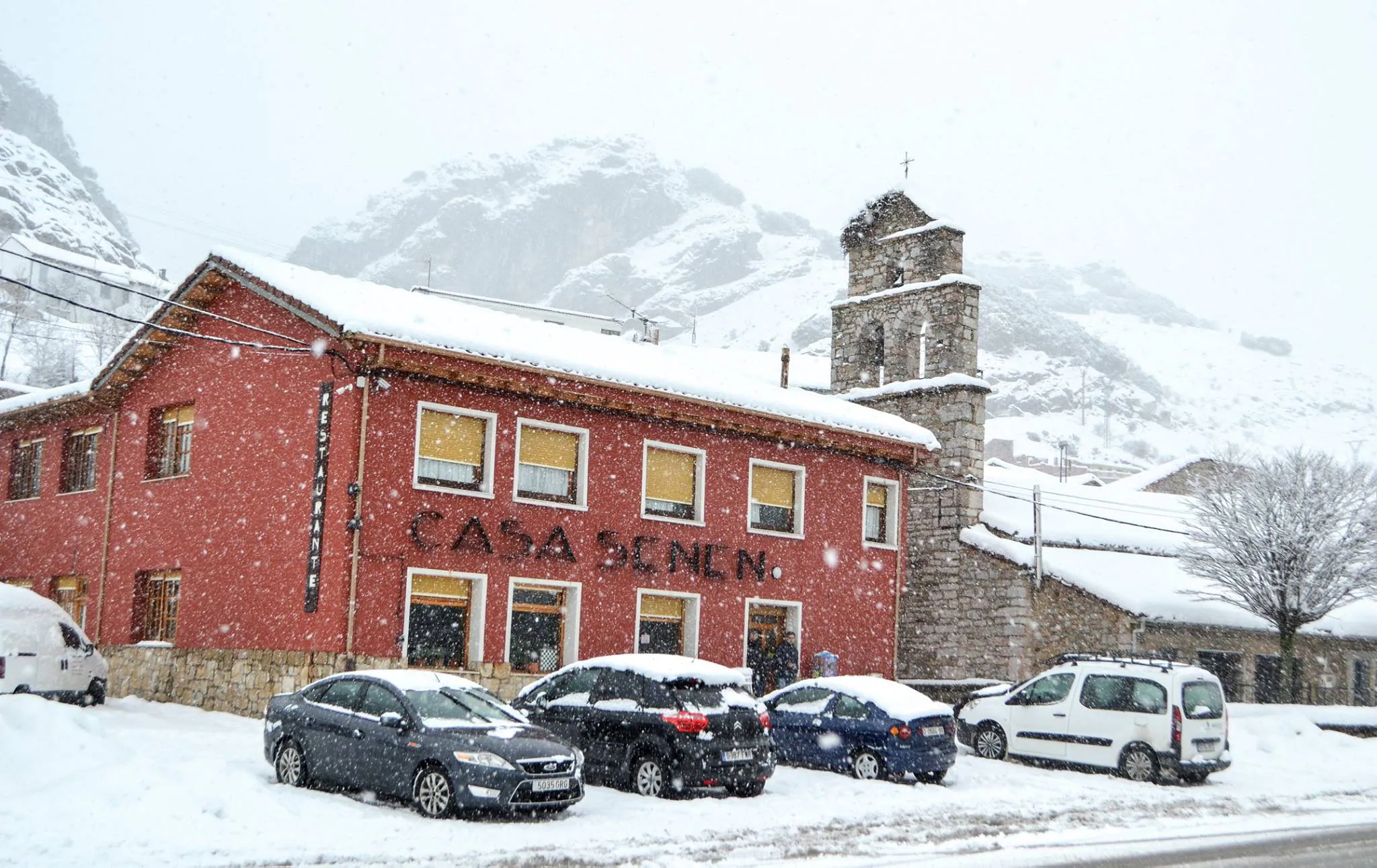 Restaurante Casa Senén, situado en Vega de Gordón.
