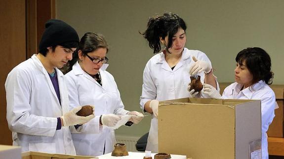 Estudiantes de la ULE, durante una práctica.