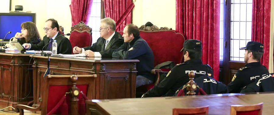 Juicio por la muerte de la peregrina norteamericana Denise Pikka Thiem. 