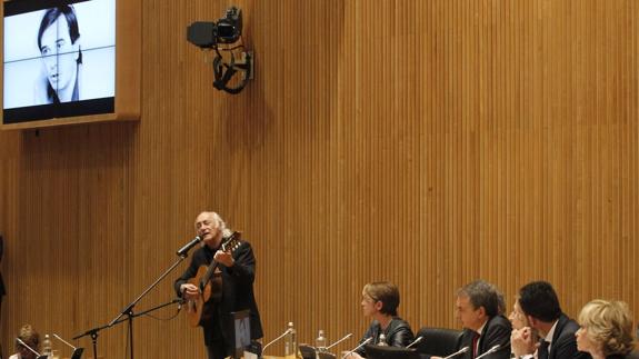 Un instante del homenaje en el Congreso.