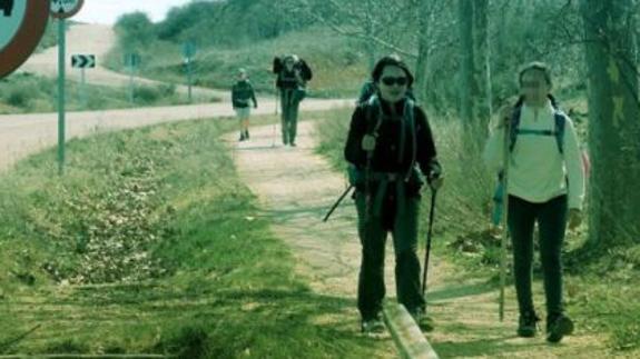 Denise Pikka, junto a una sobrina de Javier Pombo. 