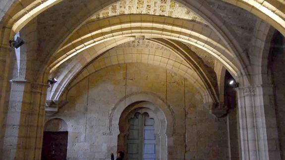 Imagen del interior de la basílica de San Isidoro.